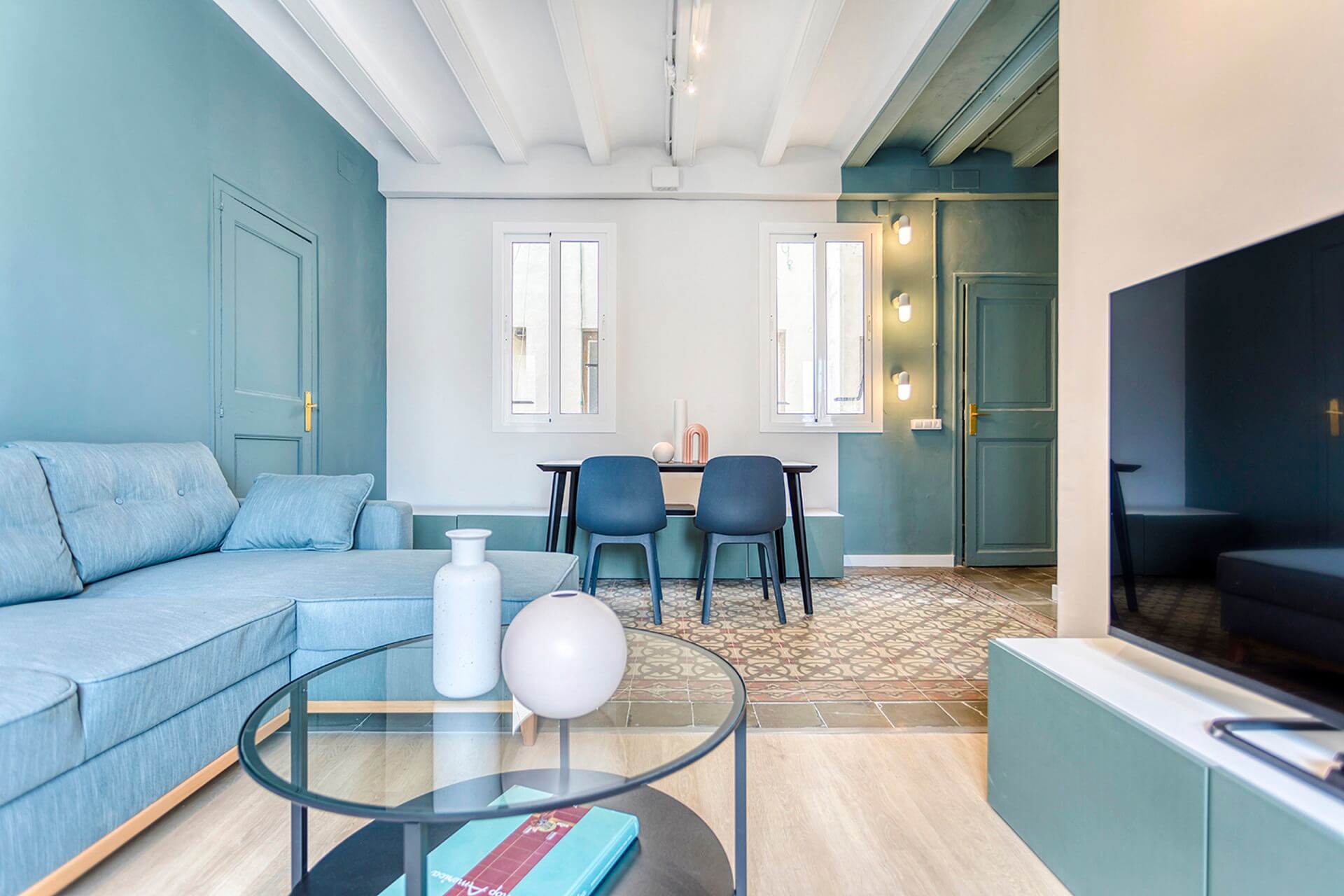 Small apartment interior design Barcelona